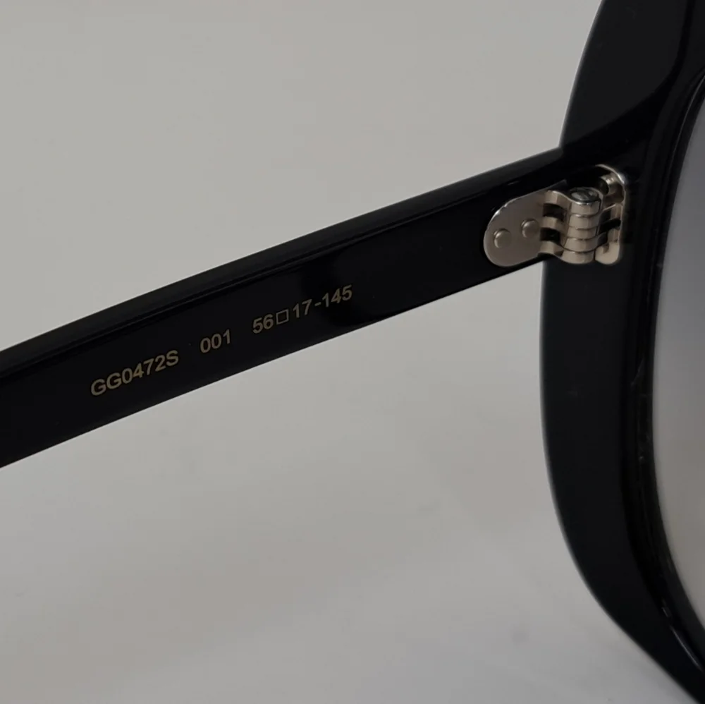 Gucci Nero Sunglasses Oversized Square Frame Black Gray GG0472SA 001 56-17-145